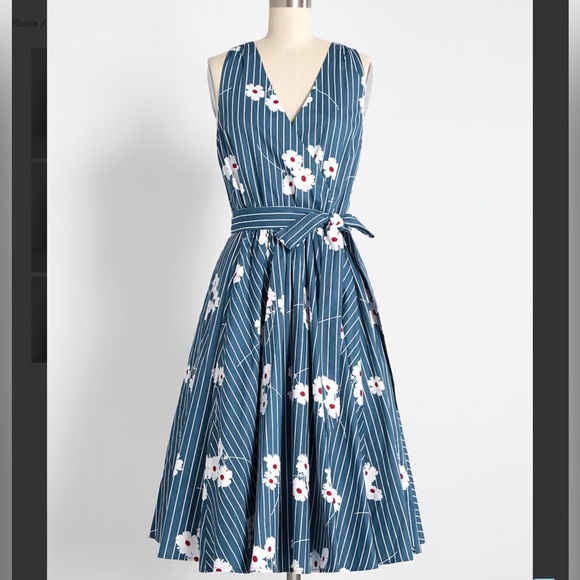 Modcloth Dresses & Skirts - NWT ModCloth Instant Energy Faux-Wrap Blue Cotton Floral Dress Size 8
